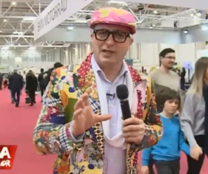 Dezbracatu’ la Salonul Auto –  04.04.2018