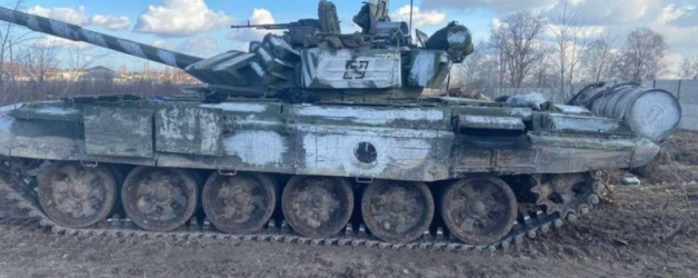 Hotnews: „Tanc rusesc, furat de romi sâmbătă noapte în sudul Ucrainei”. Respect! Câți dintre voi știți să conduceți un tanc?