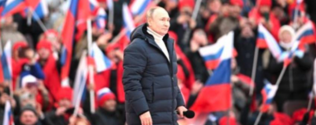Putin a fost huiduit ieri pe stadion de mai mulți ruși care nu vor să stea liniștiți la locurile lor și s-ar putea să cadă de la geam de la cât se fâțâie