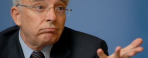 Isărescu ne sfătuiește să bem ceai ca să treacă inflația. Mai așteptăm un mesaj și de la Putin, dar mi-e să nu sune asemănător