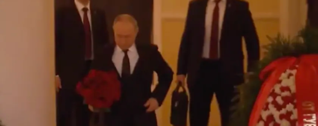 Bodyguardul care îi căra lui Putin valiza nucleară a fost găsit împușcat. Din primele date, se pare că n-ar fi vrut să bea ceai