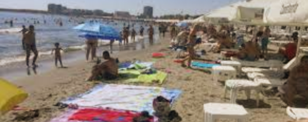 M-au dat afară de pe plaja din Mamaia fiindcă am făcut nudism involuntar!