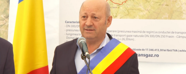 Primarul din Vatra Dornei: „Soarele de afară a venit împreună cu domnul Ciucă. E realitate, nu e vis”. Stima noastră și mândria, haidi pa democrația