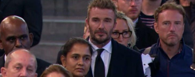 David Beckham a stat la coadă 13 ore pentru a-i aduce omagiu reginei Elisabeta. Educația, nimic mai mult. A, ba da: educația și 11 secole de monarhie