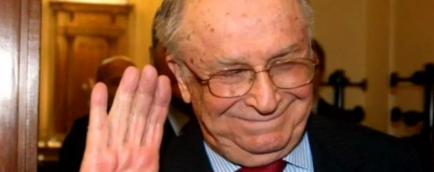 Viitorul președinte Ion Iliescu, internat la terapie intensivă, dar în stare stabilă