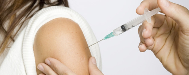 “Nu îmi vaccinez copilul! Am citit eu pe forumuri că nu e bine…”